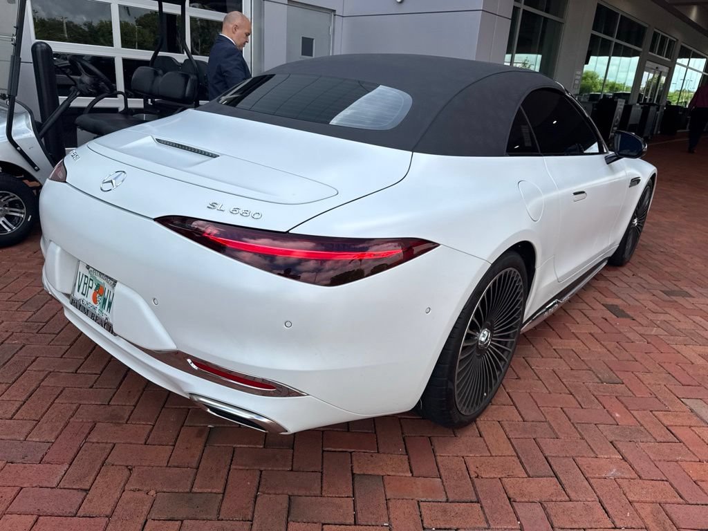 Certified 2026 Mercedes-Benz Maybach SL 680 image 8