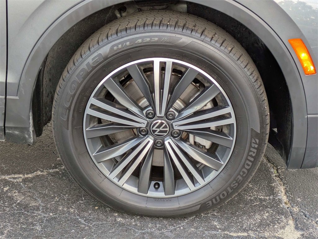 Used 2024 Volkswagen Tiguan Wolfsburg Edition image 11
