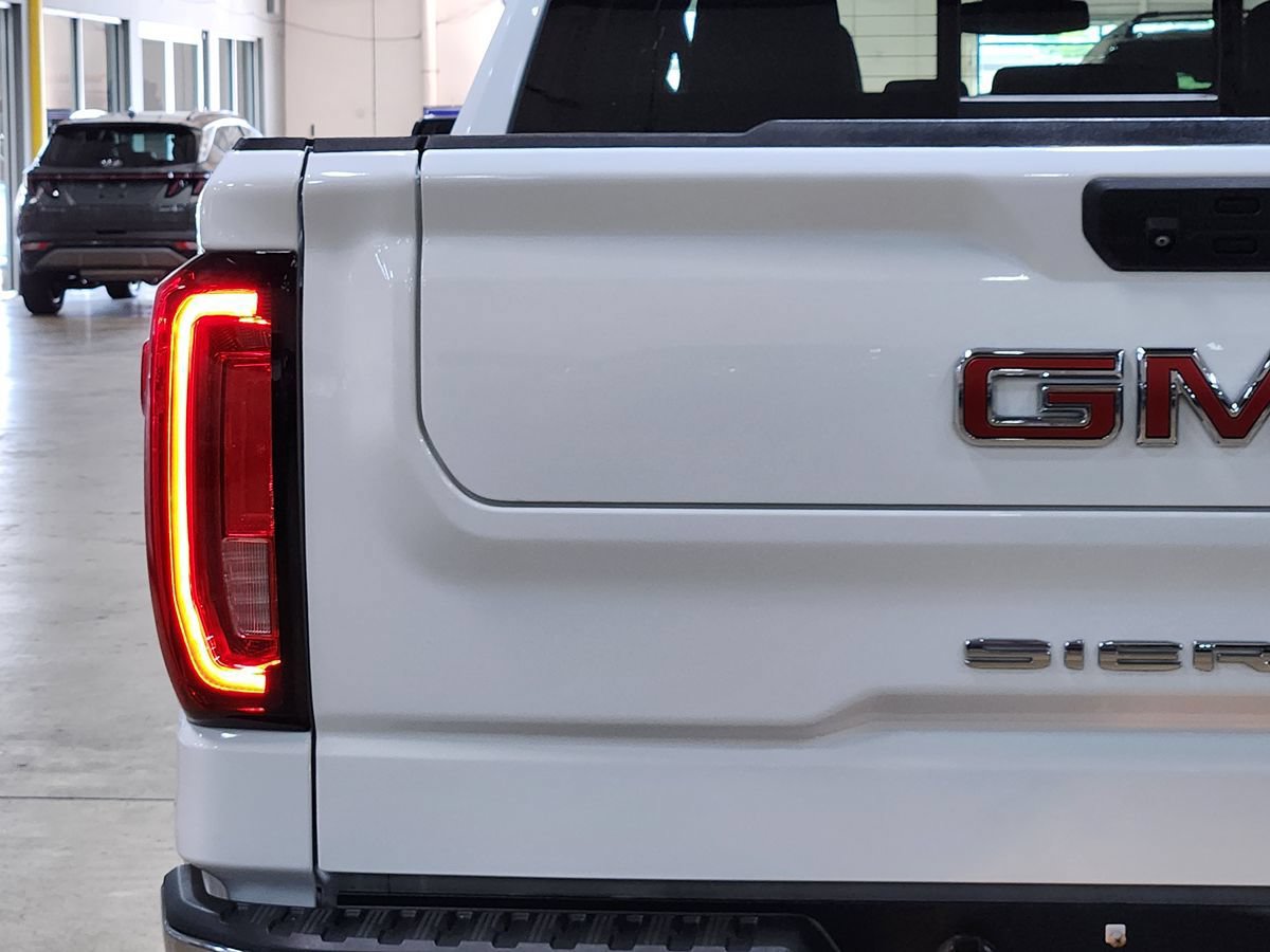 Used 2022 GMC Sierra 1500 SLT AWD/4WD image 20