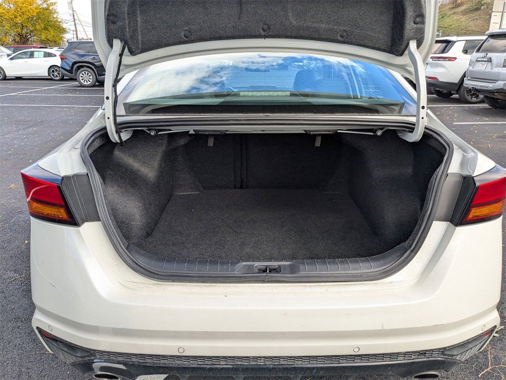 Used 2025 Nissan Altima 2.5 SR image 32