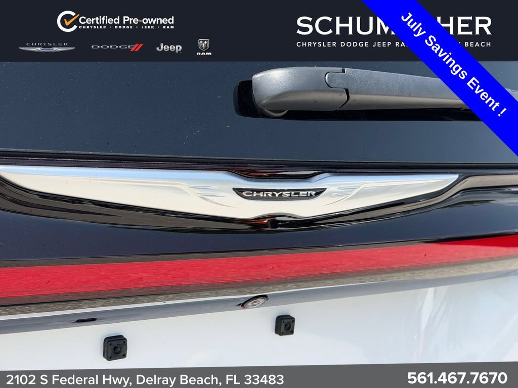 Used 2025 Chrysler Pacifica Select FWD image 15