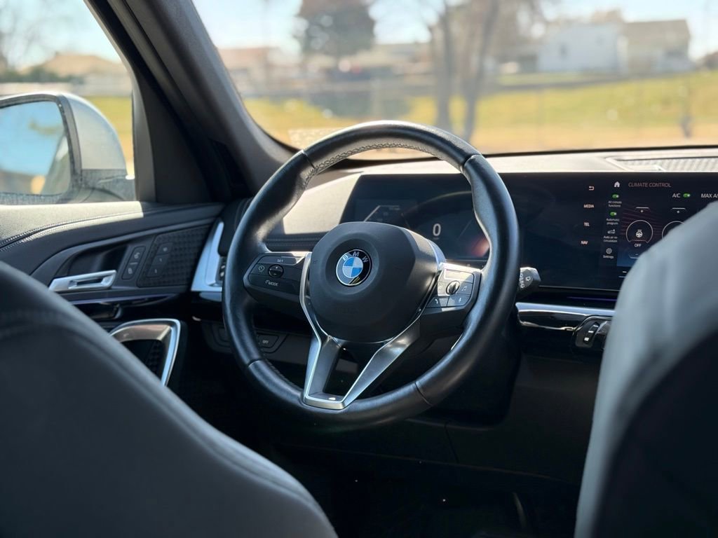 Used 2023 BMW X1 xDrive28i w/ Convenience Package image 12