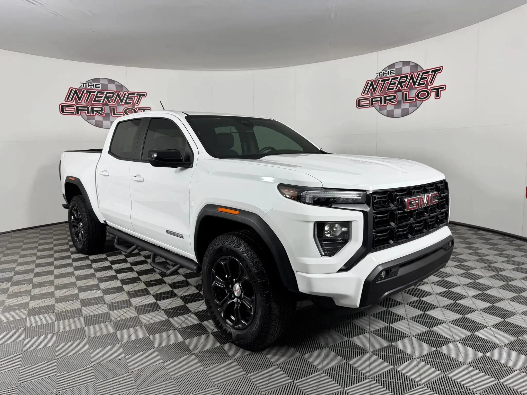 Used 2024 GMC Canyon Elevation w/ Convenience Package AWD/4WD image 7