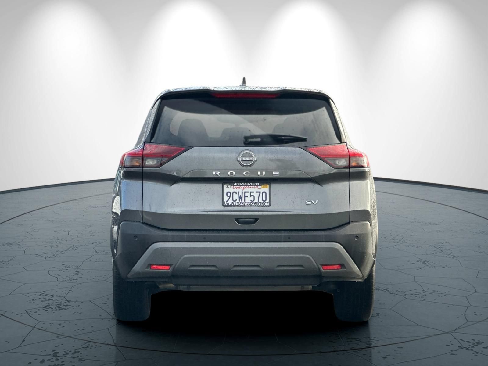 Used 2022 Nissan Rogue SV FWD image 5