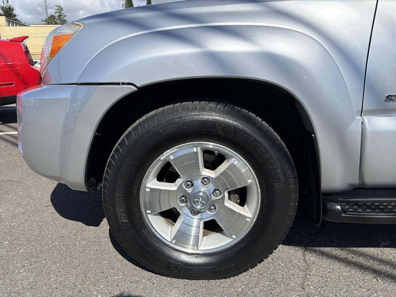 Used 2007 Toyota 4Runner SR5 AWD/4WD image 11