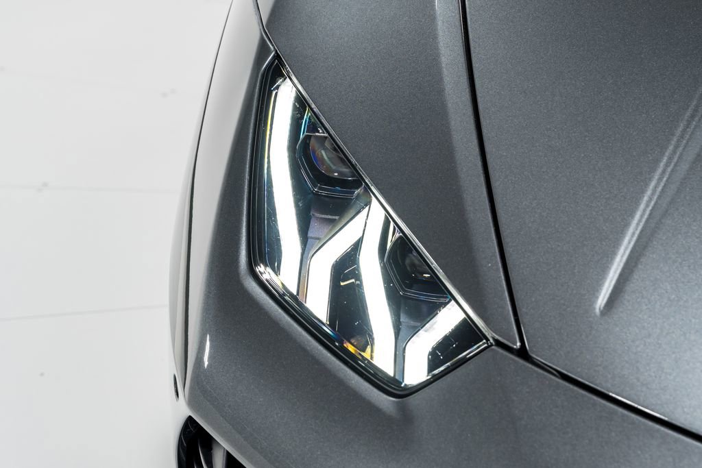 Used 2023 Lamborghini Huracan EVO image 43