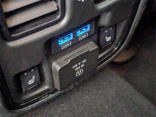 Used 2023 Dodge Durango GT image 27