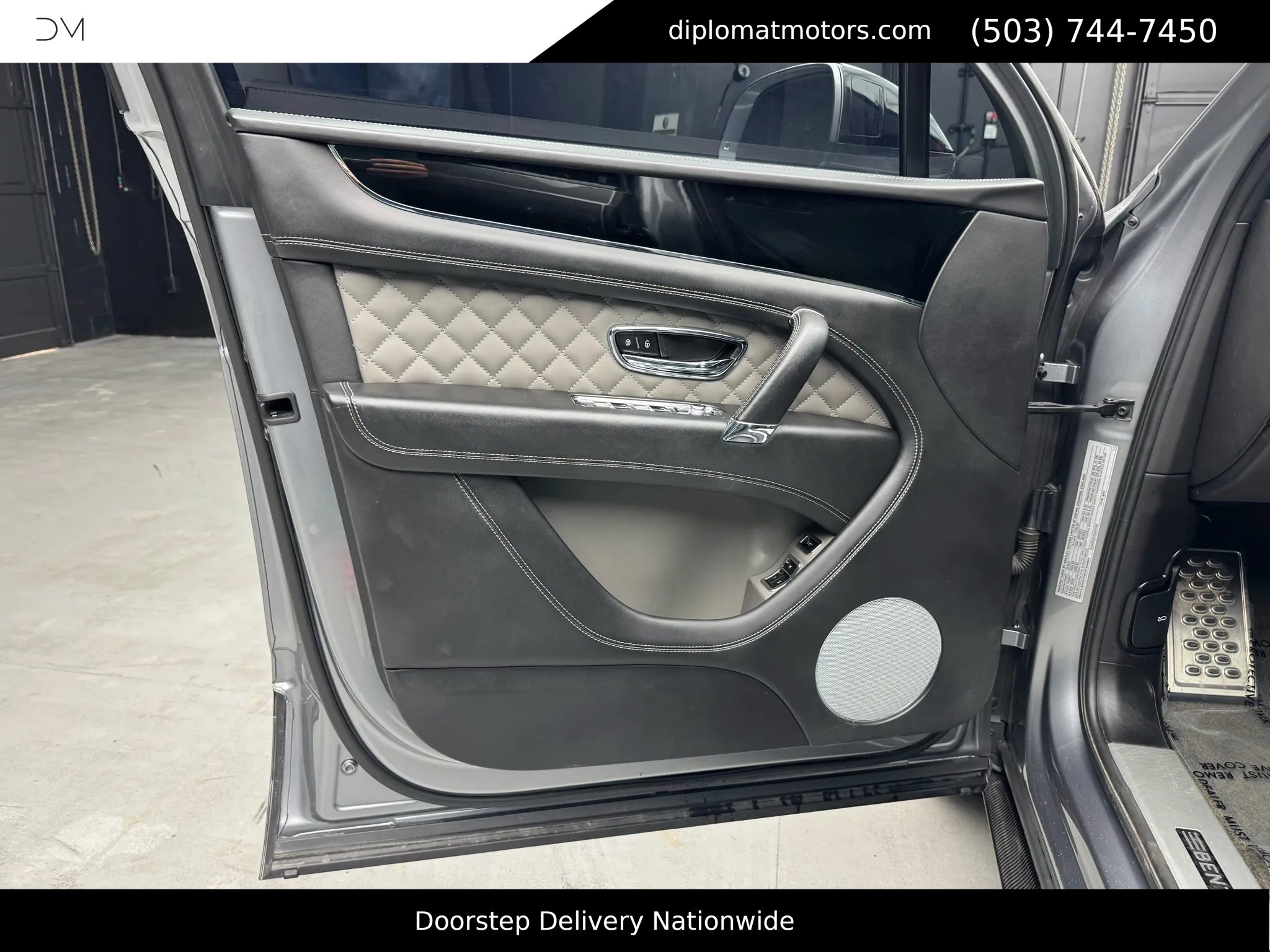Used 2020 Bentley Bentayga image 38