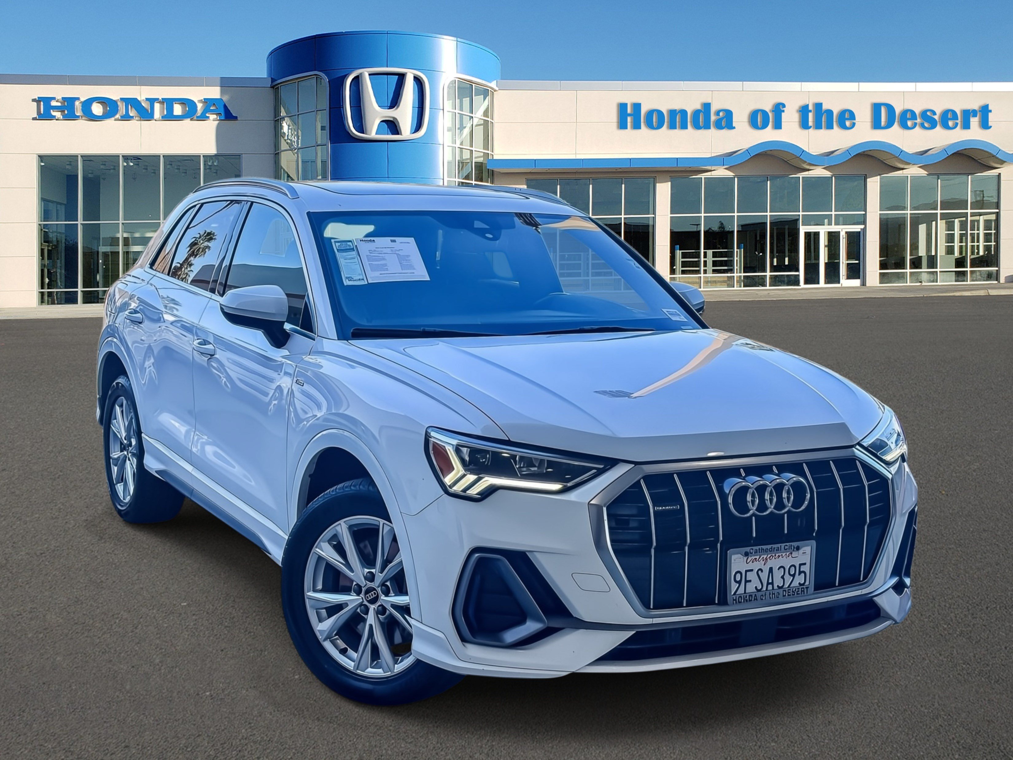 Used 2023 Audi Q3 2.0T Premium AWD/4WD image 1
