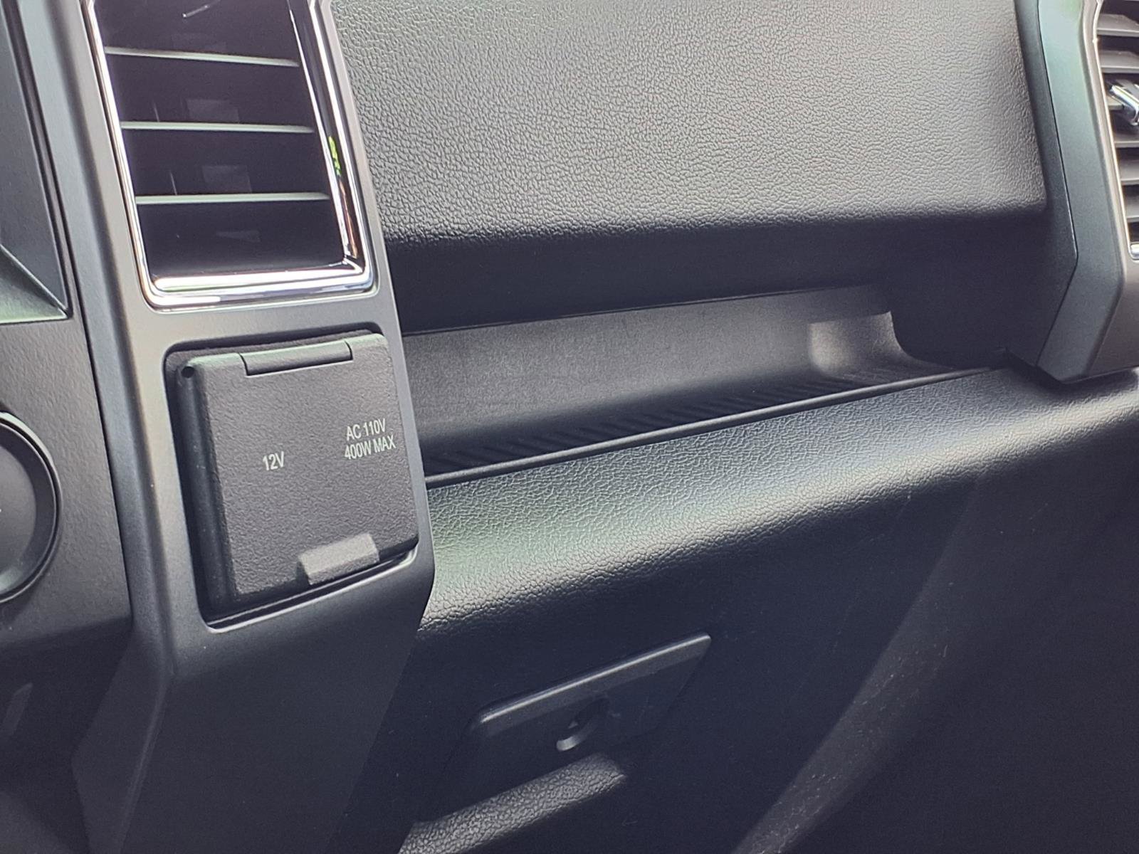 Used 2016 Ford F150 XLT w/ Equipment Group 302A Luxury image 15