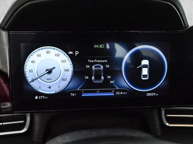 Used 2023 Hyundai Elantra SEL w/ Convenience Package FWD image 11