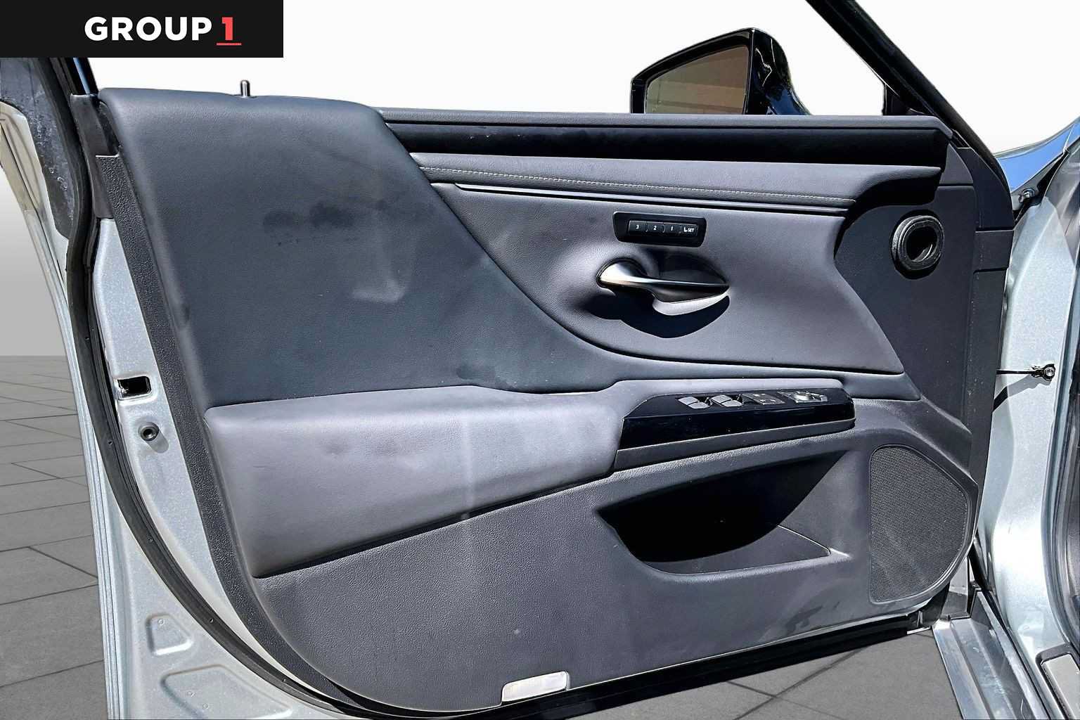 Certified 2025 Lexus ES 350 w/ Premium Package FWD image 19
