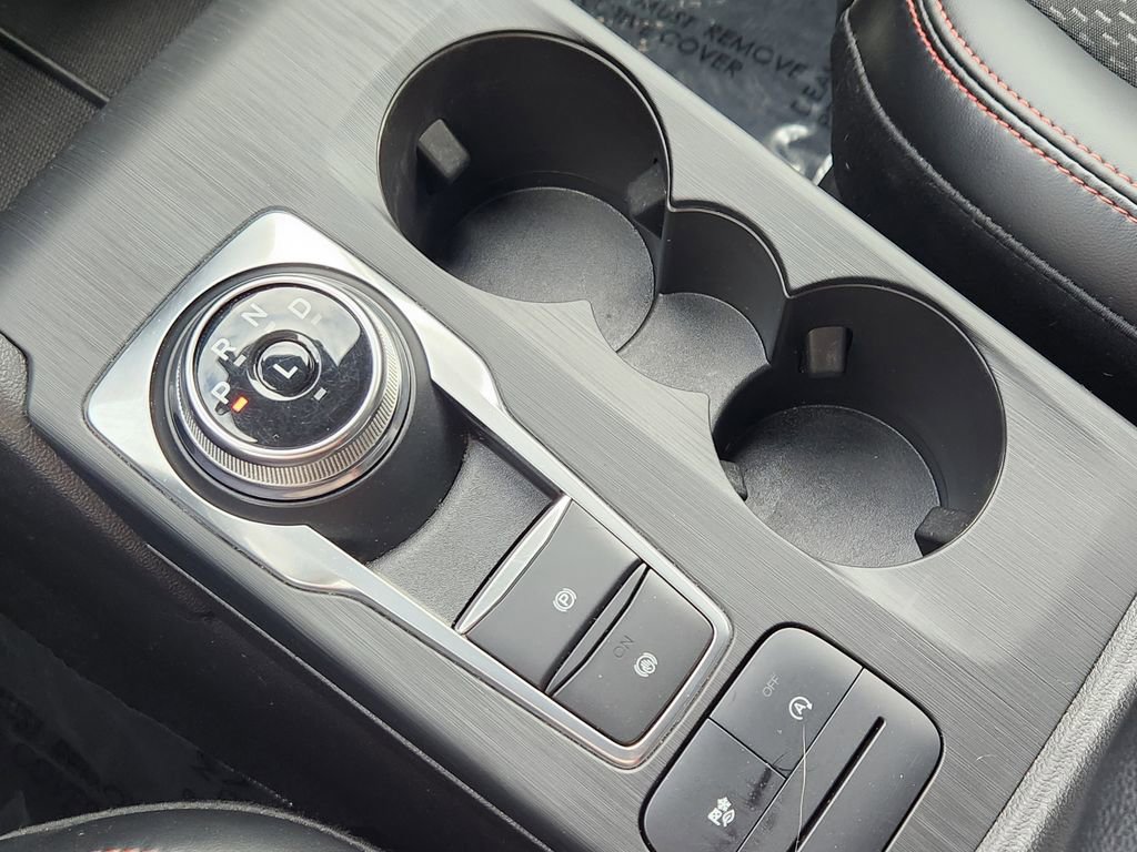 Used 2025 Ford Escape ST-Line Select image 10