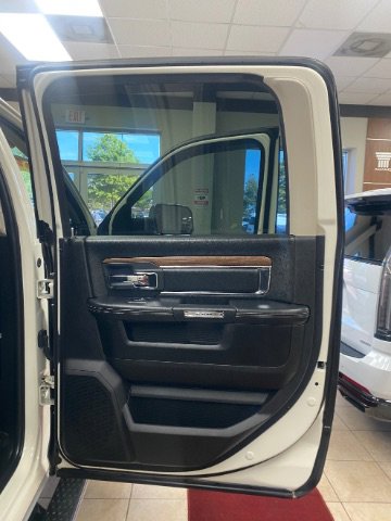 Used 2018 RAM 2500 Laramie w/ Convenience Group image 12