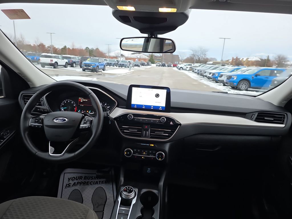 Used 2022 Ford Escape SE w/ Cold Weather Package image 36