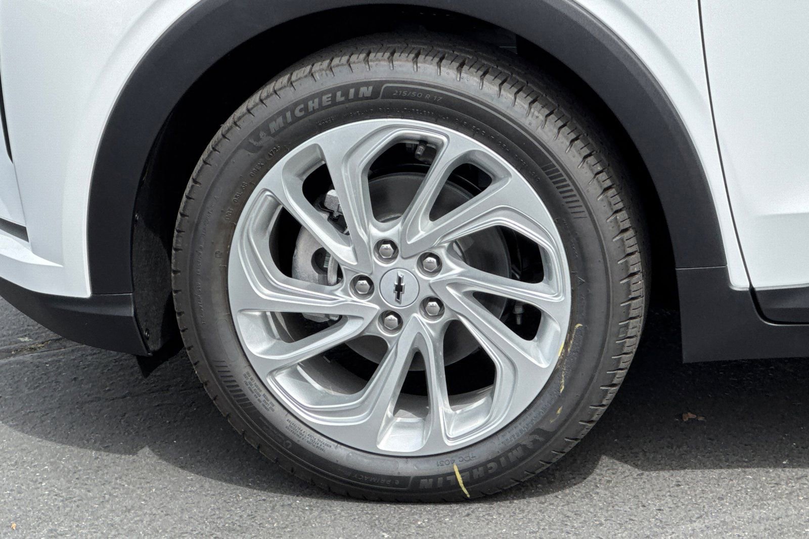 New 2027 Chevrolet Bolt LT image 24