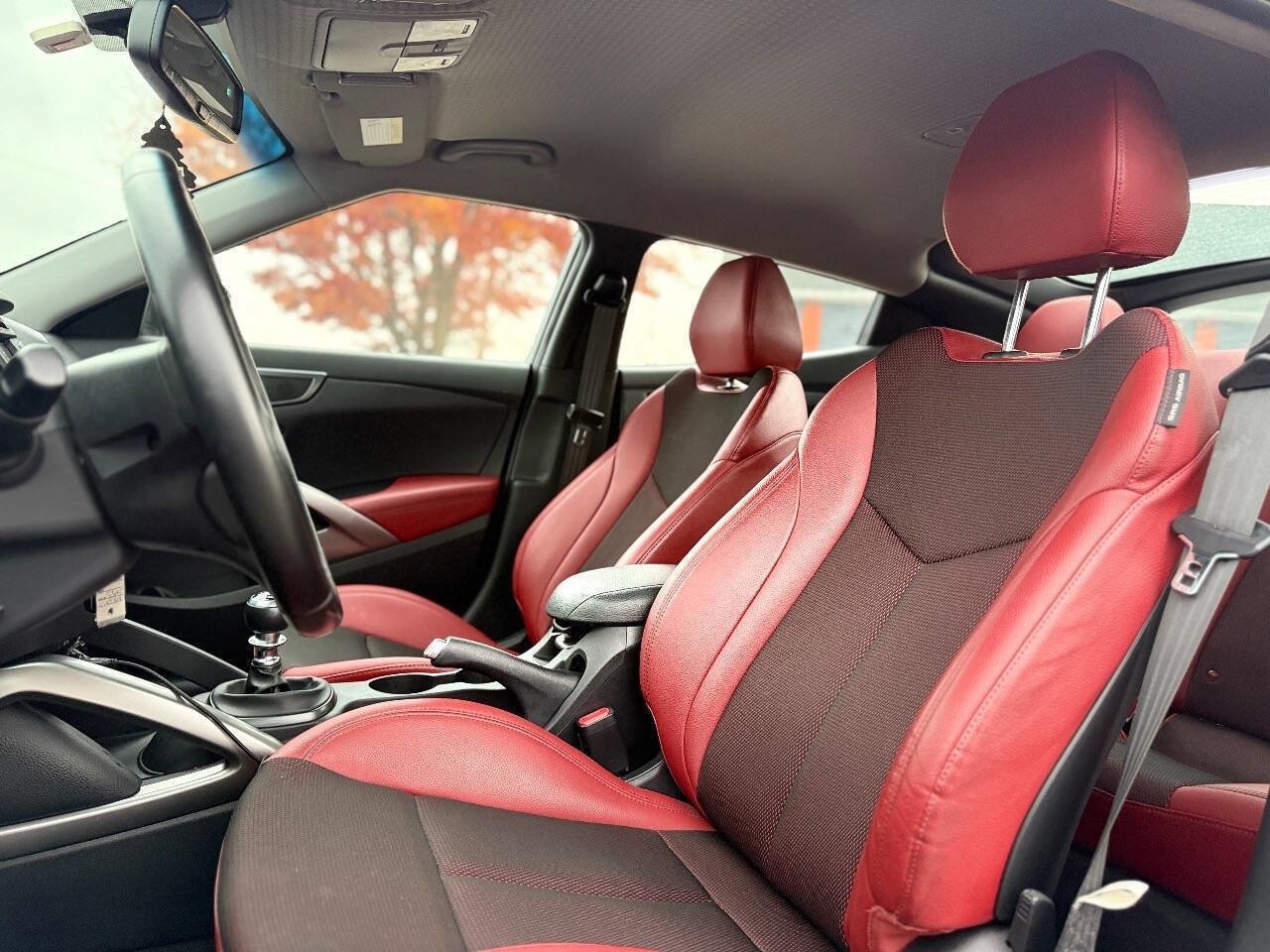 Used 2014 Hyundai Veloster Turbo R-Spec image 12