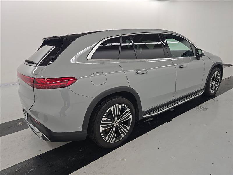 Used 2024 Mercedes-Benz EQS 450+ SUV image 4