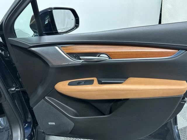 Used 2021 Cadillac XT5 Premium Luxury AWD/4WD image 34