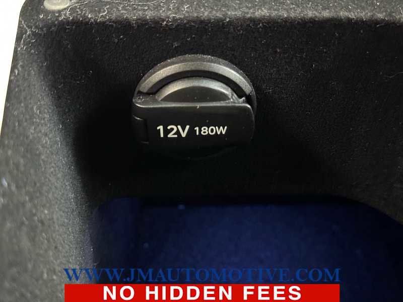 Used 2024 Genesis GV70 2.5T w/ Select Package image 38