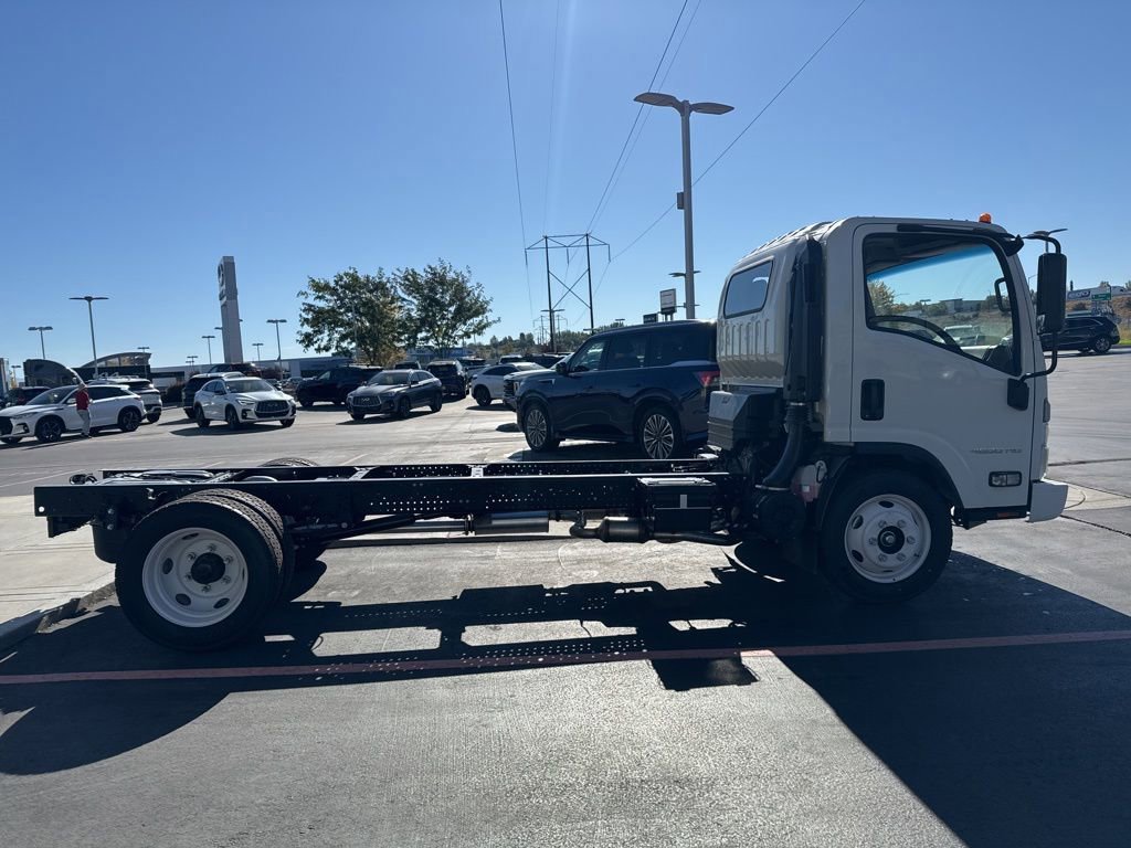 New 2025 Chevrolet Low Cab Forward RWD image 7