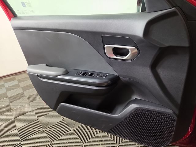 Certified 2025 Kia K4 FWD image 28