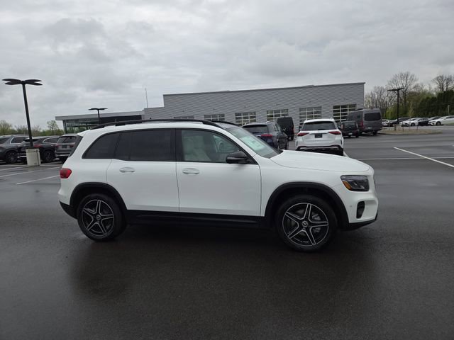 New 2026 Mercedes-Benz GLB 250 4MATIC image 2