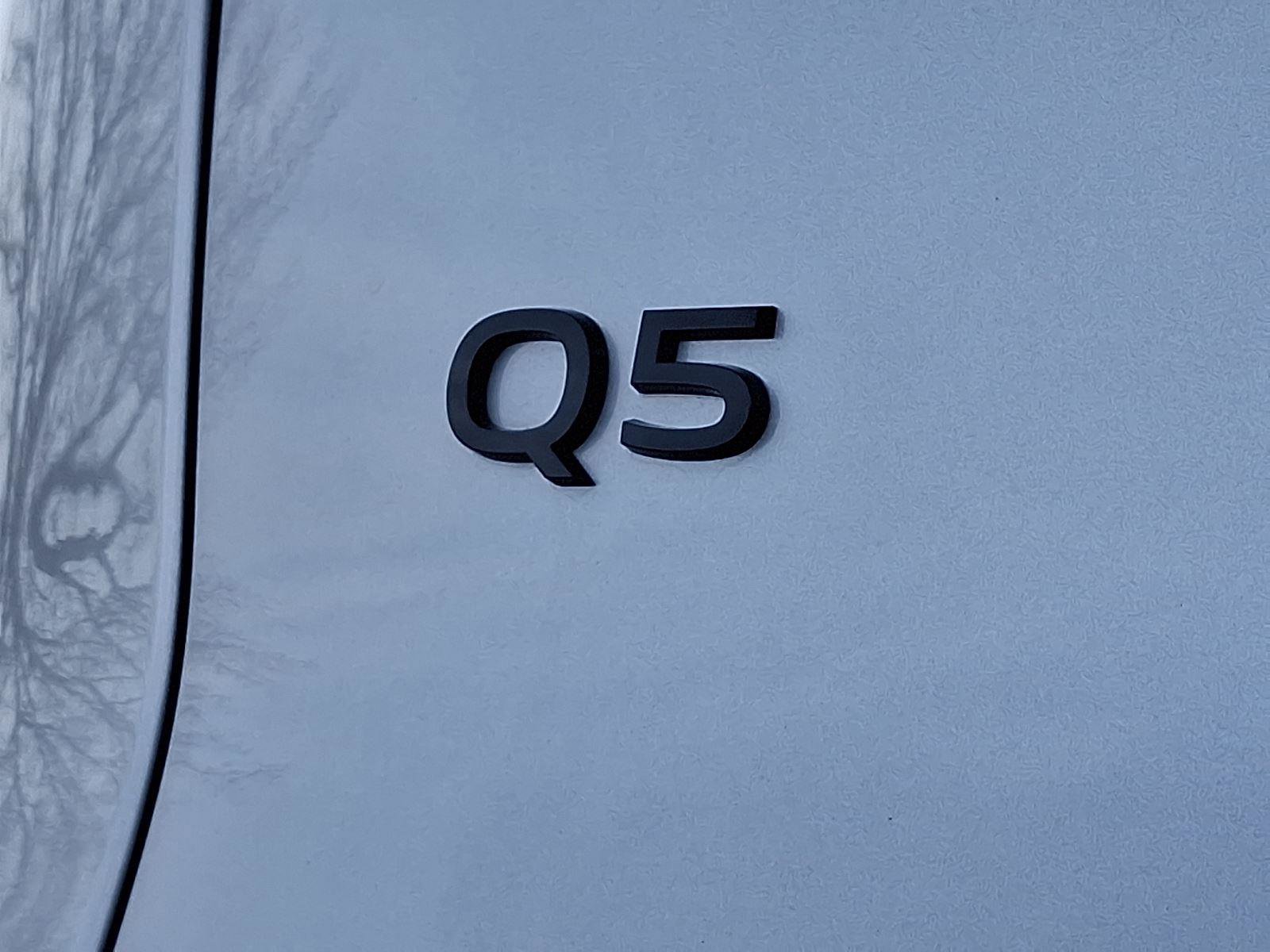 Used 2025 Audi Q5 Premium Plus w/ Premium Plus image 32