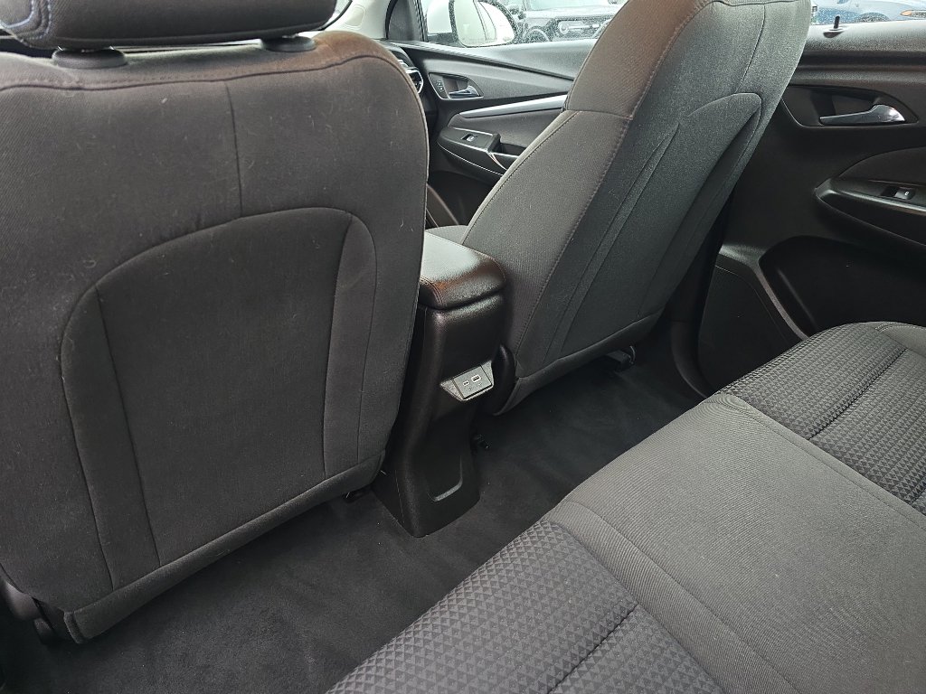 Used 2023 Chevrolet Bolt EUV LT w/ Driver Confidence Package image 18