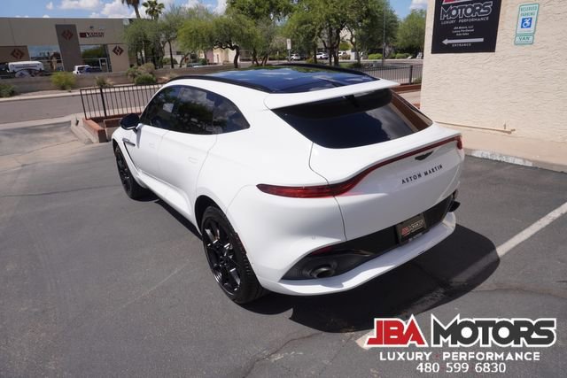 Used 2022 Aston Martin DBX image 23