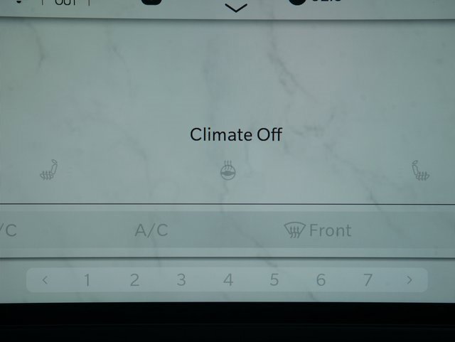 Used 2024 Jeep Wrangler Sahara w/ Technology Group image 4