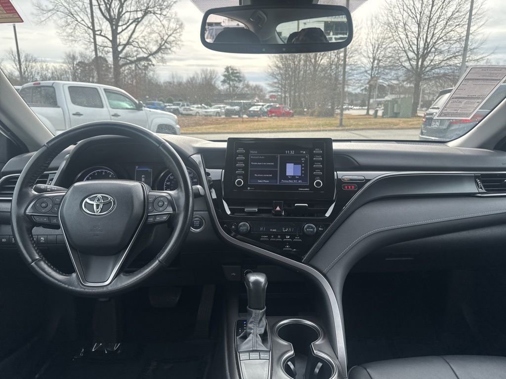 Used 2023 Toyota Camry SE image 8