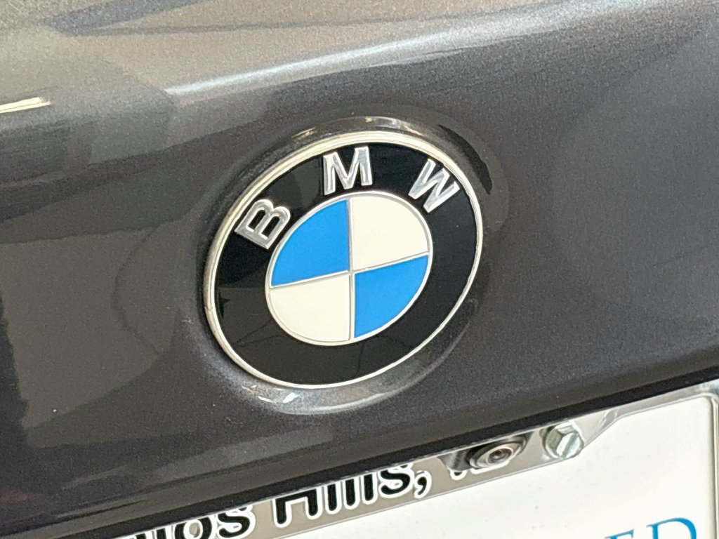 Used 2020 BMW M550i xDrive AWD/4WD image 11