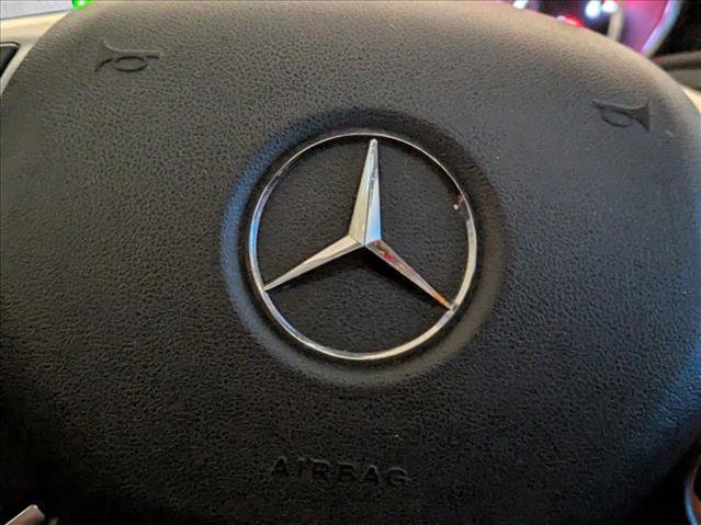 Used 2014 Mercedes-Benz GL 350 BlueTEC 4MATIC image 13