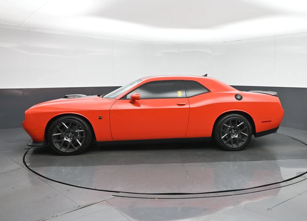 Used 2018 Dodge Challenger R/T Scat Pack RWD image 4