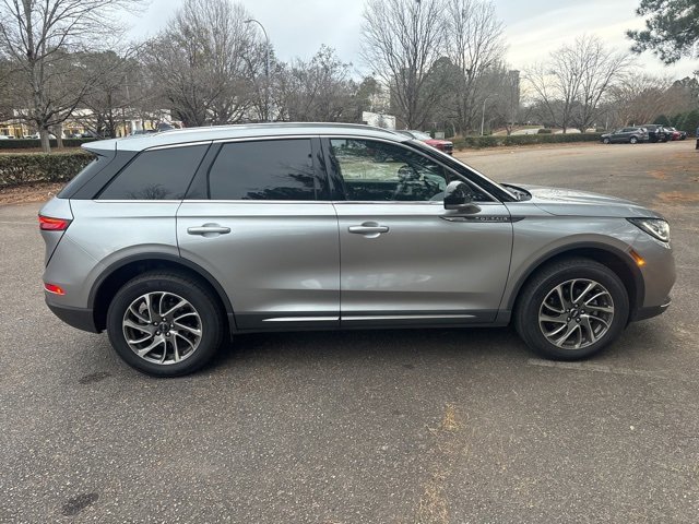 Used 2022 Lincoln Corsair FWD w/ Equipment Group 101A image 7