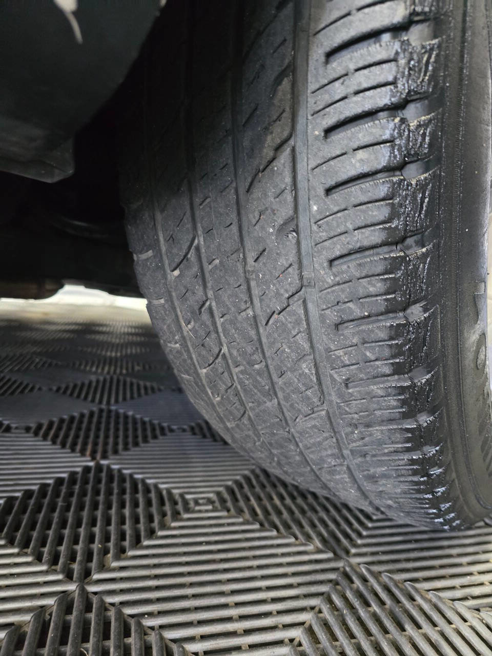 Used 2015 GMC Acadia SLT image 35