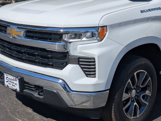 Certified 2023 Chevrolet Silverado 1500 LT AWD/4WD image 9