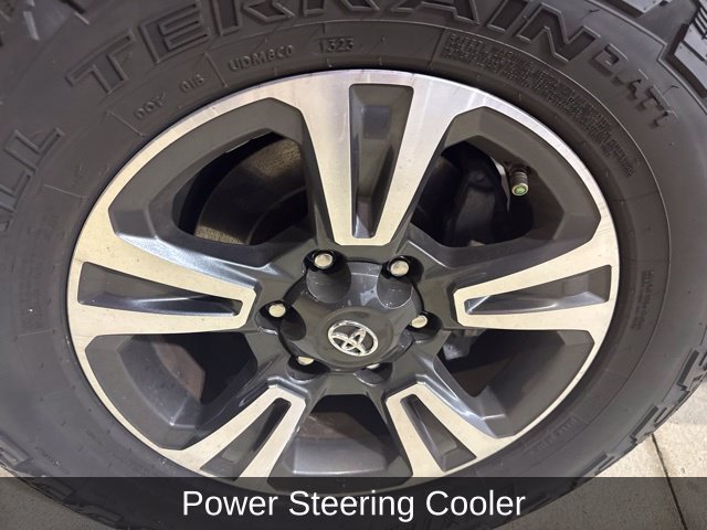 Used 2017 Toyota Tacoma TRD Sport w/ Tow Package RWD image 23