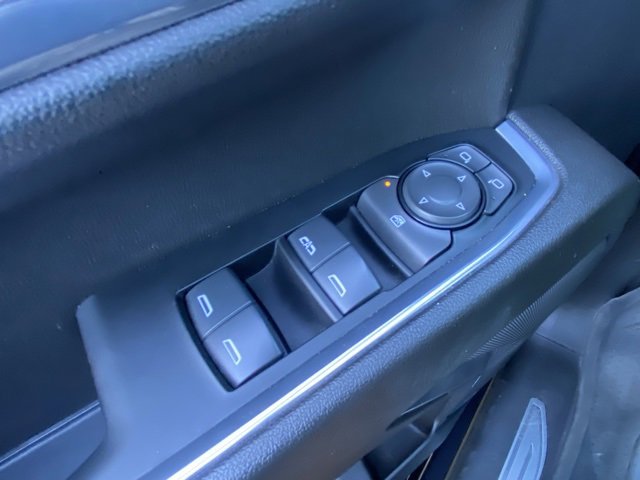Used 2024 Chevrolet Silverado 2500 LT w/ Convenience Package image 17