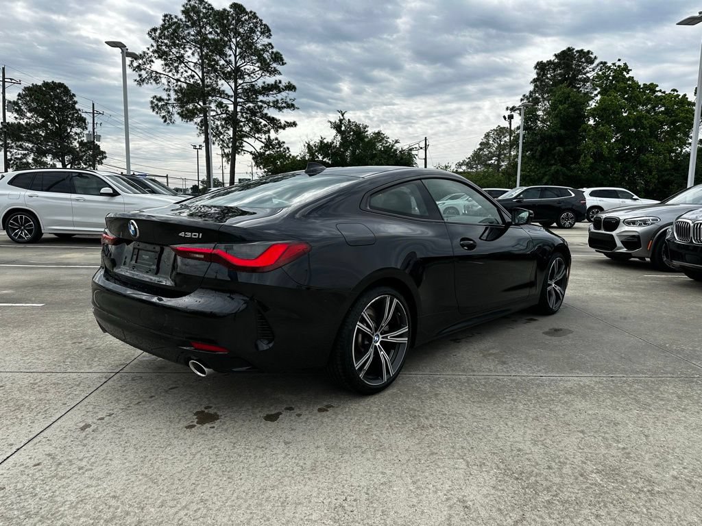 Used 2021 BMW 430i Coupe w/ Convenience Package RWD image 3