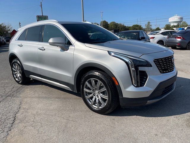 Used 2020 Cadillac XT4 Premium Luxury image 3