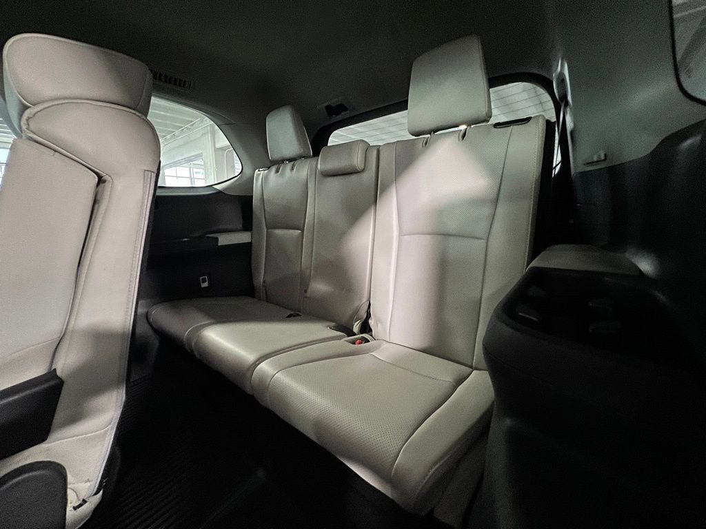 Certified 2024 Toyota Grand Highlander Limited image 19