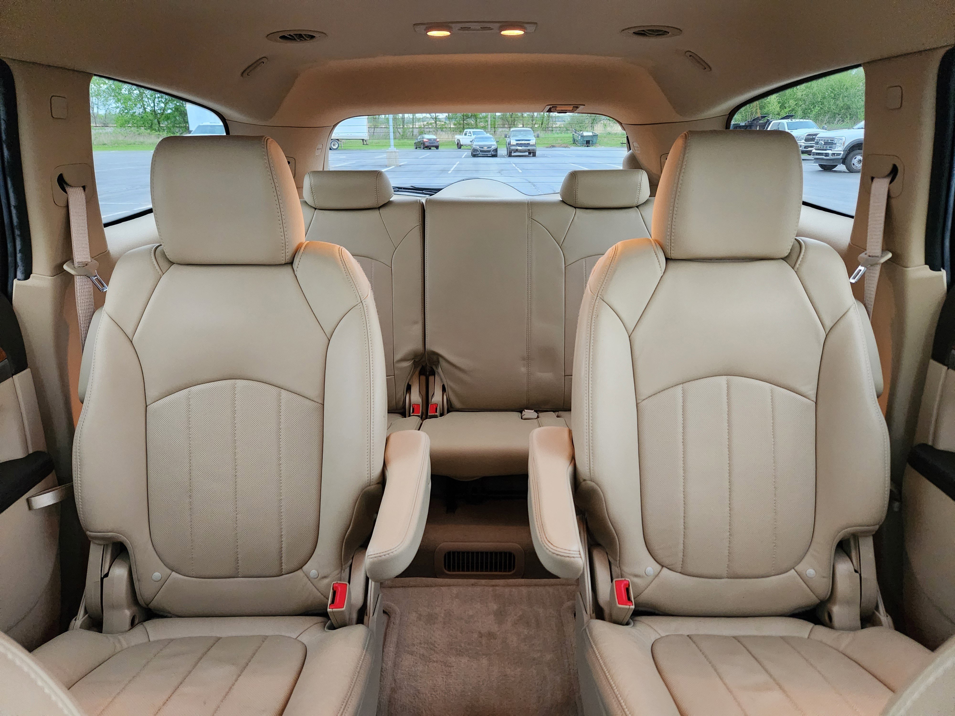 Used 2012 Buick Enclave Leather FWD image 10