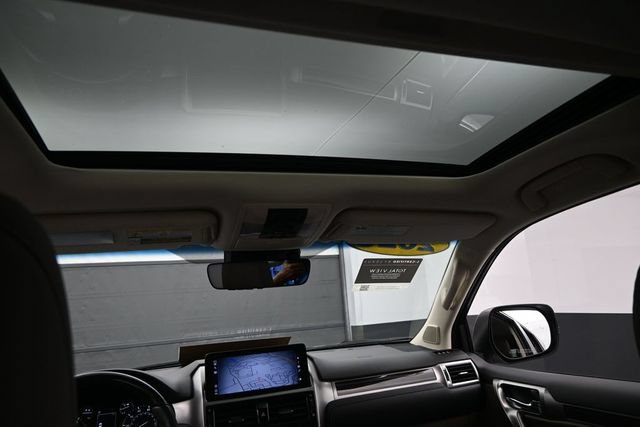 Certified 2023 Lexus GX 460 Premium w/ Premium Package AWD/4WD image 22