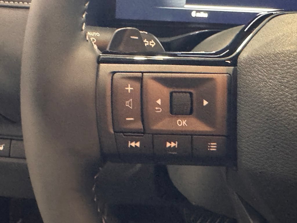 New 2026 Nissan Pathfinder SL FWD image 15