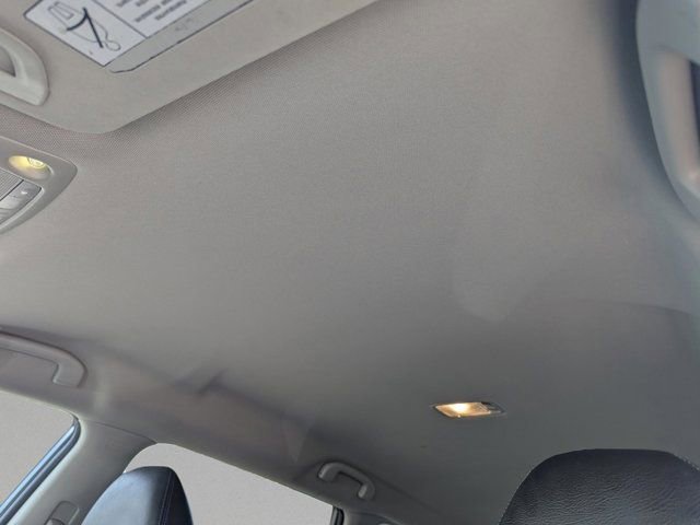 Used 2016 Nissan Rogue SV w/ SV Family Package FWD image 28