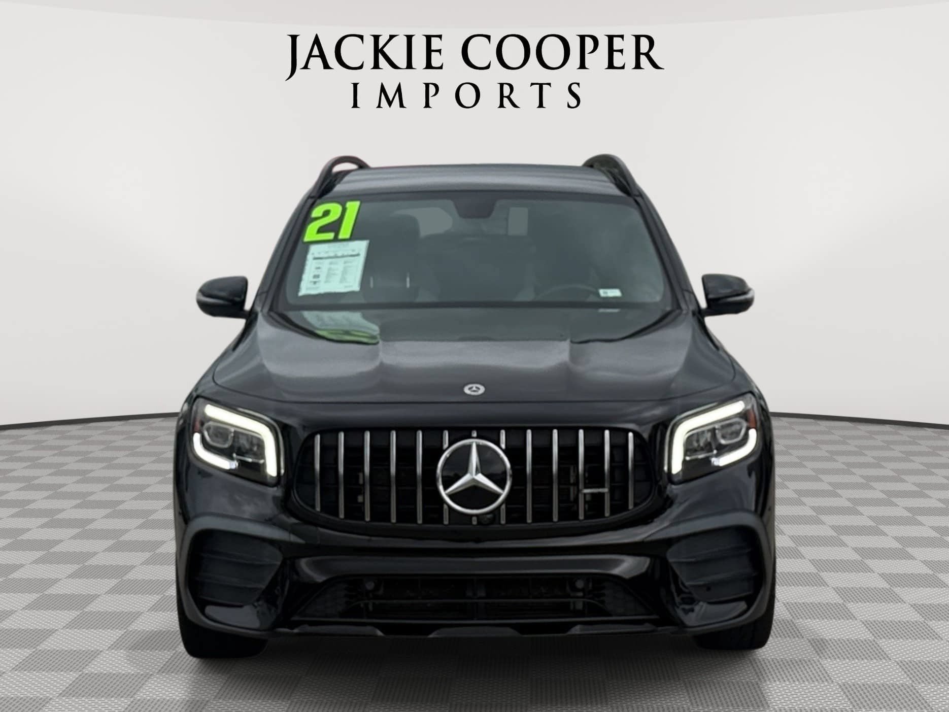 Used 2021 Mercedes-Benz GLB 35 AMG 4MATIC image 2