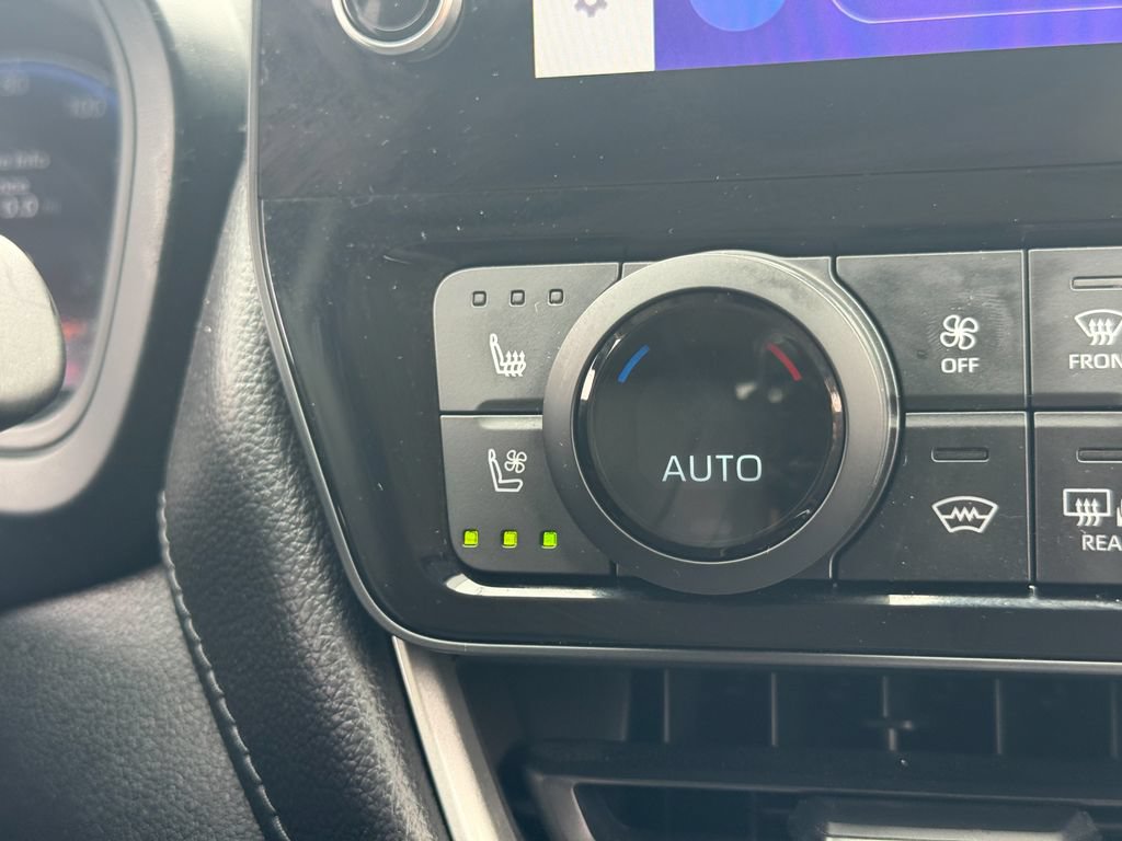 Used 2024 Toyota Grand Highlander FWD image 28