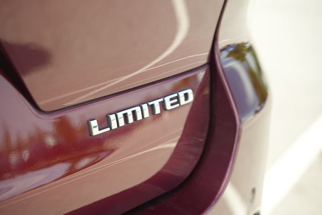 Used 2022 Jeep Grand Cherokee L Limited AWD/4WD image 45